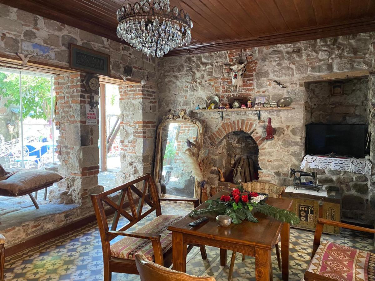 Pergamon Pension Bergama Esterno foto
