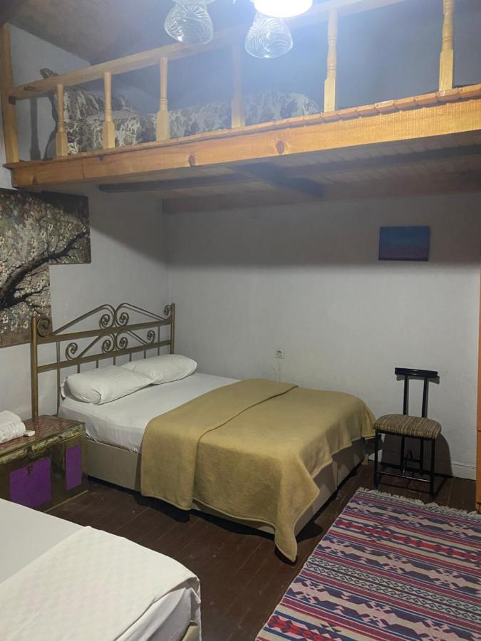 Pergamon Pension Bergama Esterno foto