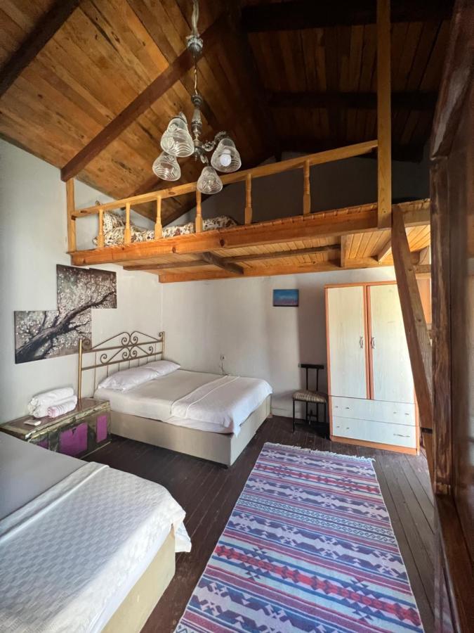 Pergamon Pension Bergama Esterno foto